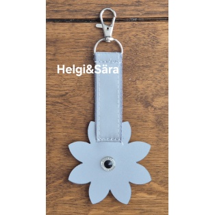Karabiini pandla ja helkurpaelaga musta kiviga